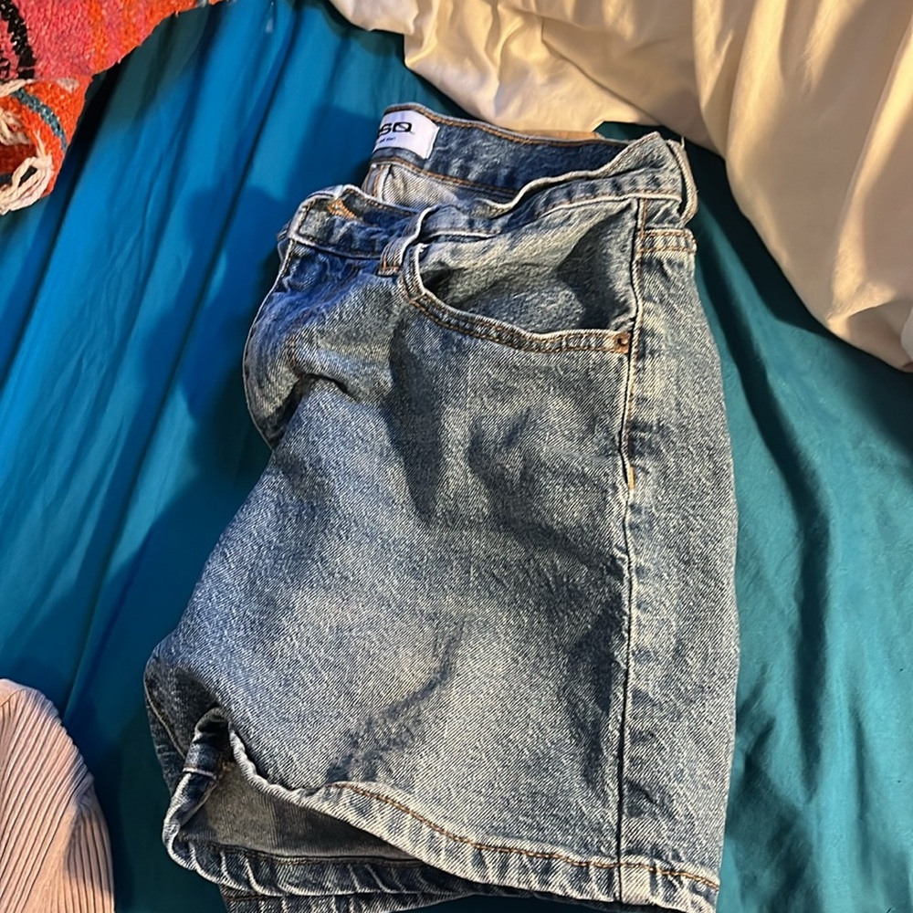 Small medium clothes - Picture 2 of 11